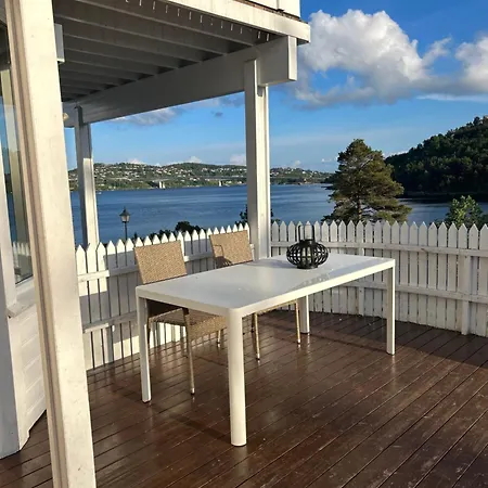 Feriebolig Pa Sorlandet * Κρίστιανσαντ